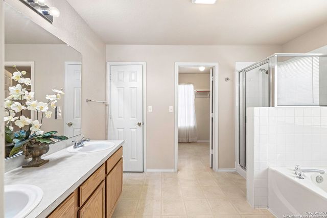 1132 Mira Loma Lane, San Marcos, TX 78666