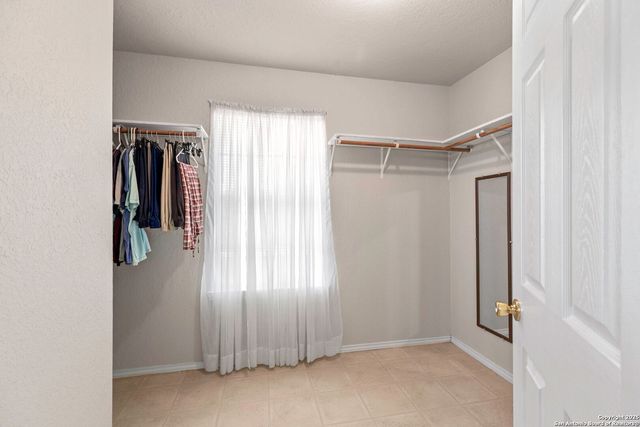 1132 Mira Loma Lane, San Marcos, TX 78666