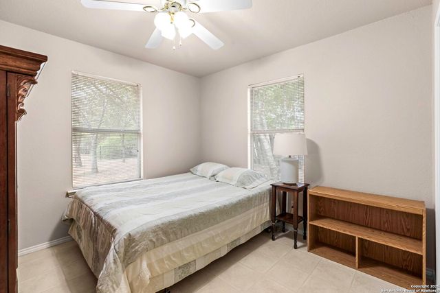 1132 Mira Loma Lane, San Marcos, TX 78666