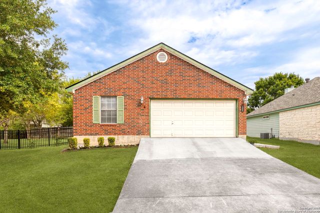 1132 Mira Loma Lane, San Marcos, TX 78666