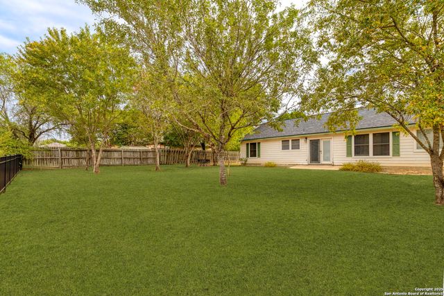 1132 Mira Loma Lane, San Marcos, TX 78666