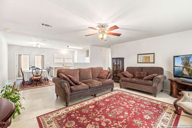 1132 Mira Loma Lane, San Marcos, TX 78666