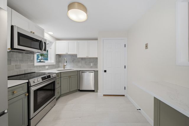 157 Marks St, Rockland, MA 02370