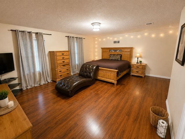 3813 Summer Hill Drive, Balch Springs, TX 75180