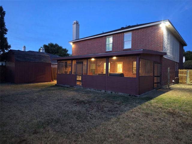 3813 Summer Hill Drive, Balch Springs, TX 75180