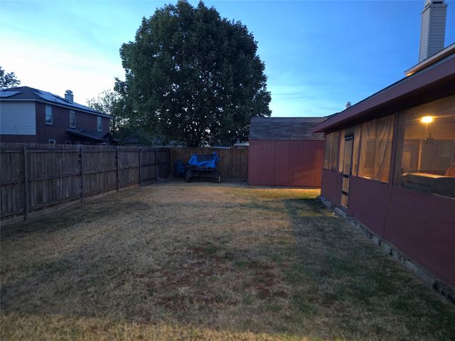 3813 Summer Hill Drive, Balch Springs, TX 75180