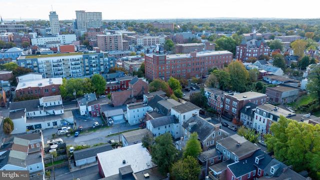 323 W KING ST, Lancaster, PA 17603