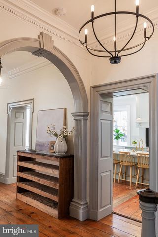 323 W KING ST, Lancaster, PA 17603