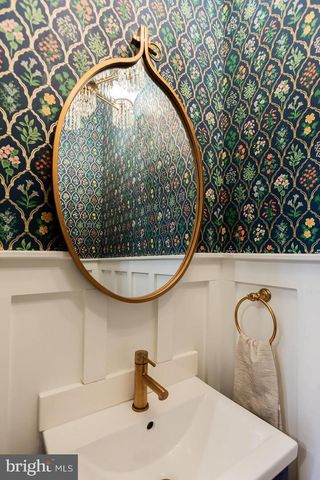 323 W KING ST, Lancaster, PA 17603