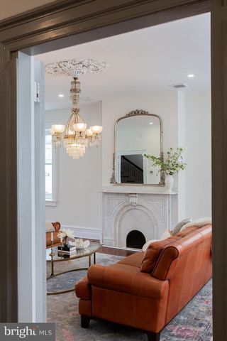 323 W KING ST, Lancaster, PA 17603