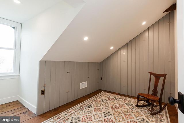 323 W KING ST, Lancaster, PA 17603