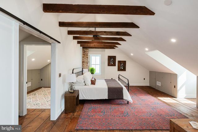 323 W KING ST, Lancaster, PA 17603