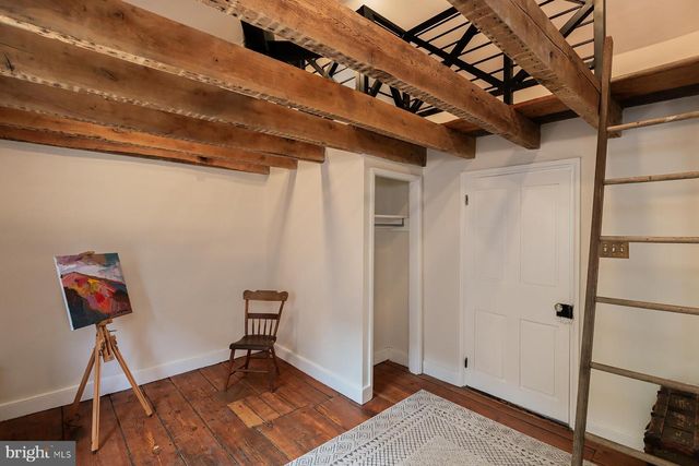 323 W KING ST, Lancaster, PA 17603