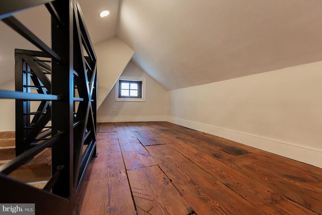 323 W KING ST, Lancaster, PA 17603