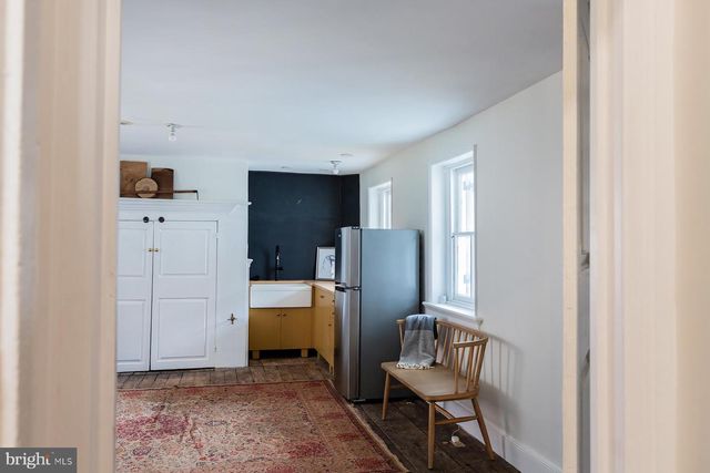 323 W KING ST, Lancaster, PA 17603