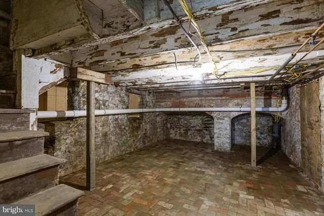 323 W KING ST, Lancaster, PA 17603