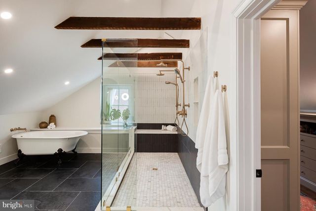 323 W KING ST, Lancaster, PA 17603