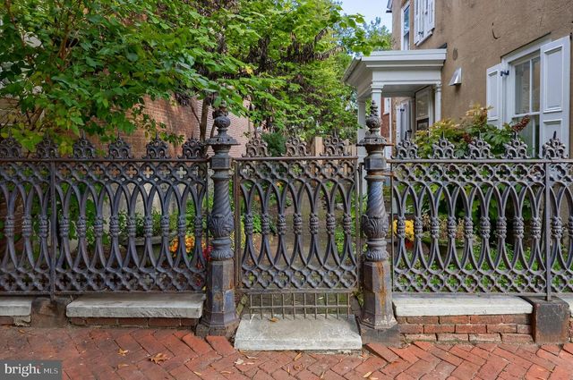 323 W KING ST, Lancaster, PA 17603