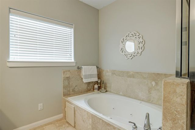 936 W 26th Street B, Houston, TX 77008