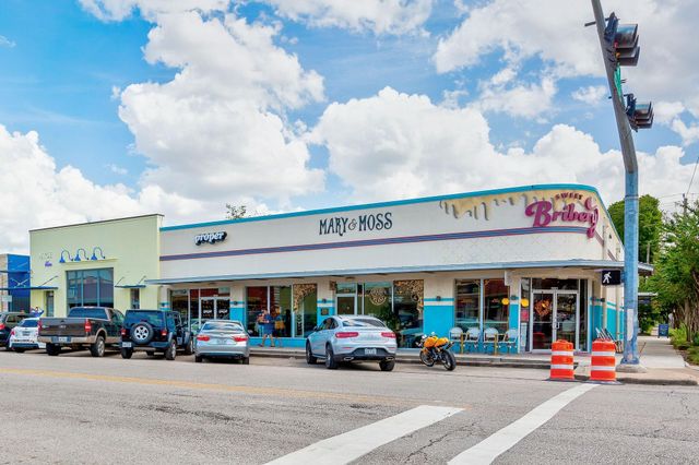 936 W 26th Street B, Houston, TX 77008