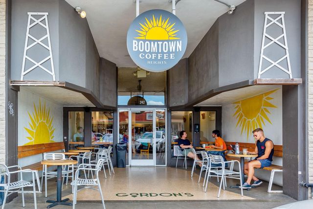 936 W 26th Street B, Houston, TX 77008