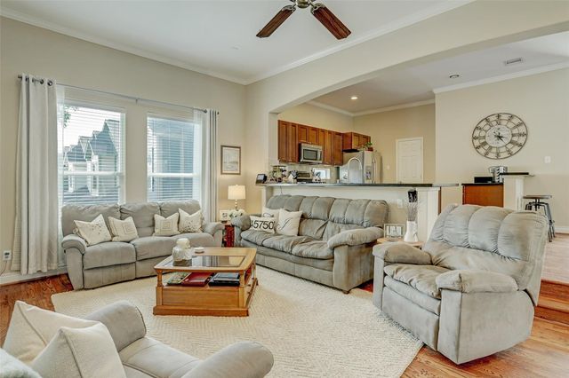 936 W 26th Street B, Houston, TX 77008