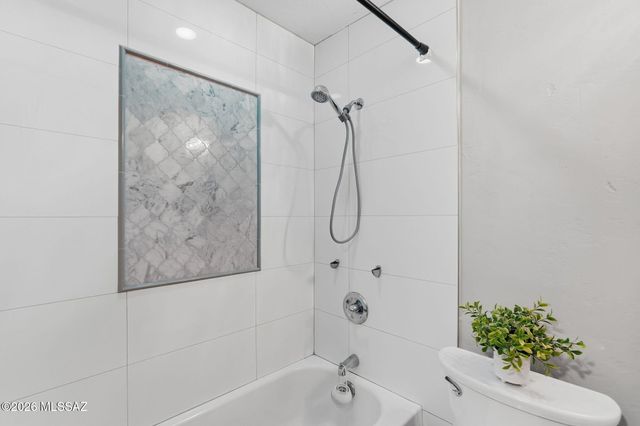 8411 E Baker Street, Tucson, AZ 85710