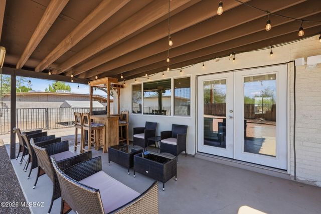 8411 E Baker Street, Tucson, AZ 85710
