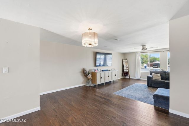 8411 E Baker Street, Tucson, AZ 85710