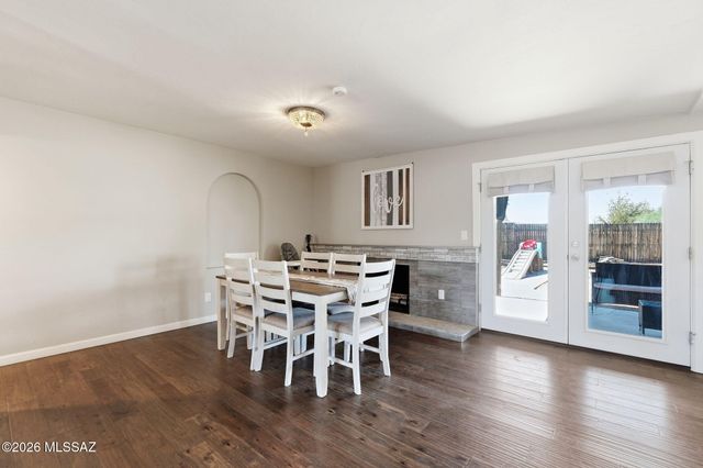 8411 E Baker Street, Tucson, AZ 85710