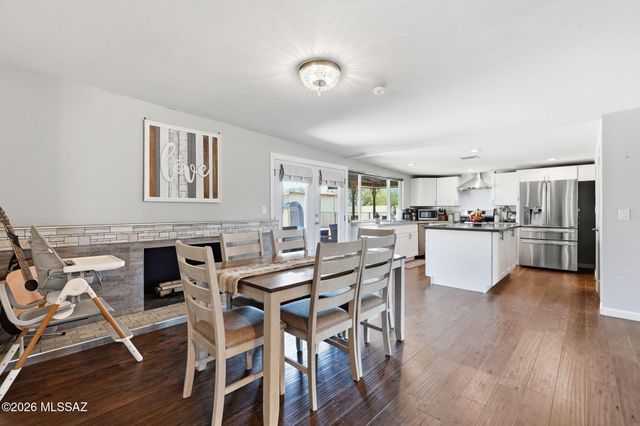 8411 E Baker Street, Tucson, AZ 85710