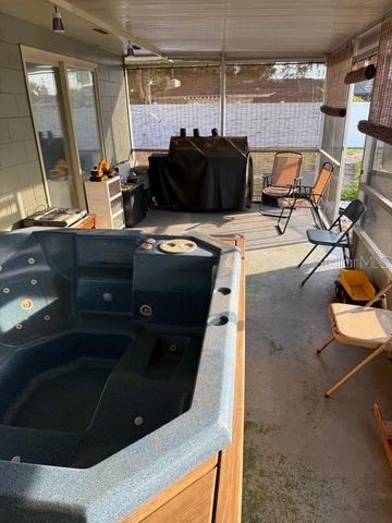 1104 YARNELL AVENUE, Lake Wales, FL 33853