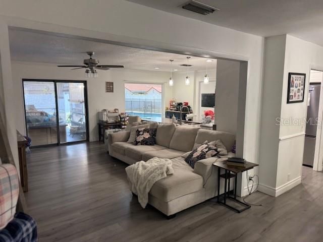 1104 YARNELL AVENUE, Lake Wales, FL 33853
