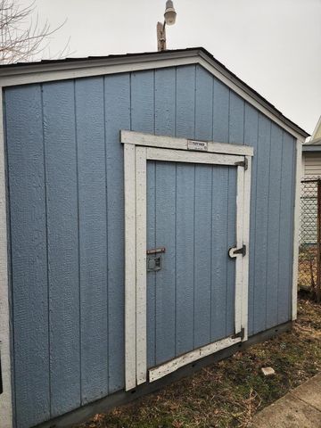 2606 E 140th Place, East Chicago, IN 46312