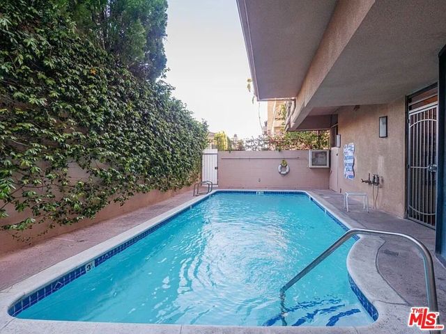 2276 S Beverly Glen Boulevard A2, Los Angeles, CA 90064