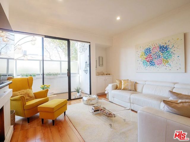 2276 S Beverly Glen Boulevard A2, Los Angeles, CA 90064