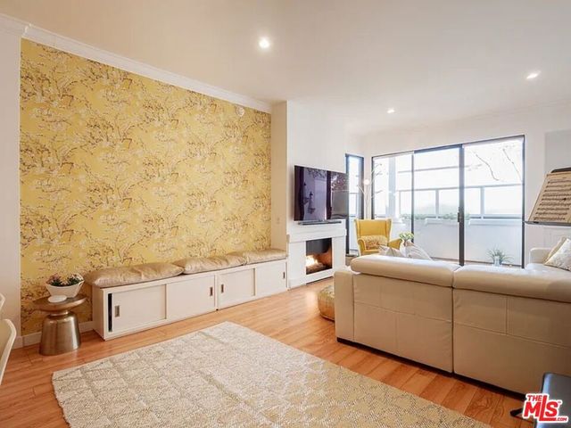 2276 S Beverly Glen Boulevard A2, Los Angeles, CA 90064