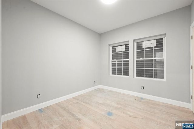 512 15th, Newark, NJ 07103