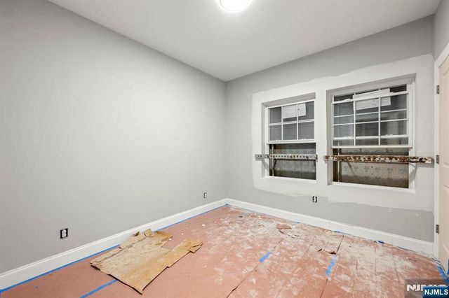 512 15th, Newark, NJ 07103