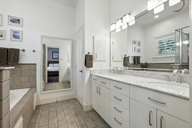 1500 Pecos Street 6, Dallas, TX 75204