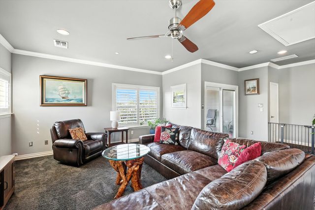 1500 Pecos Street 6, Dallas, TX 75204