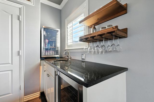 1500 Pecos Street 6, Dallas, TX 75204