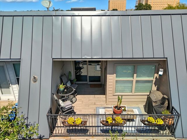 1500 Pecos Street 6, Dallas, TX 75204