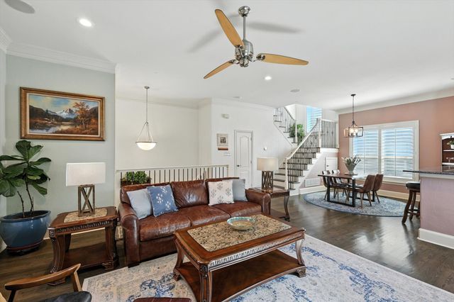 1500 Pecos Street 6, Dallas, TX 75204