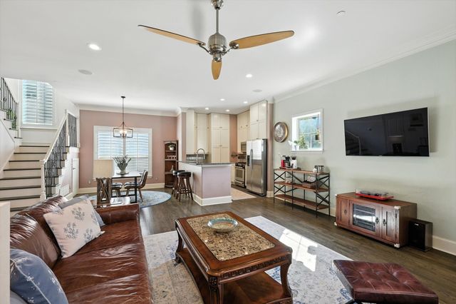 1500 Pecos Street 6, Dallas, TX 75204