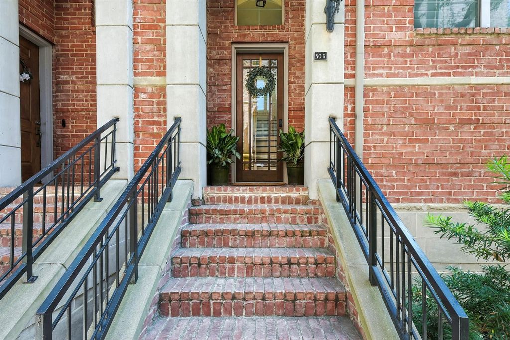 1500 Pecos Street 6, Dallas, TX 75204