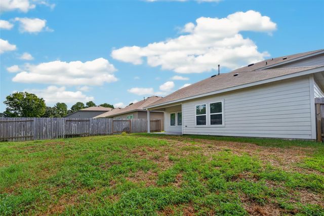 12818 Sunny Pass, Willis, TX 77318