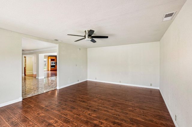 1089 1st St, Lincoln, CA 95648