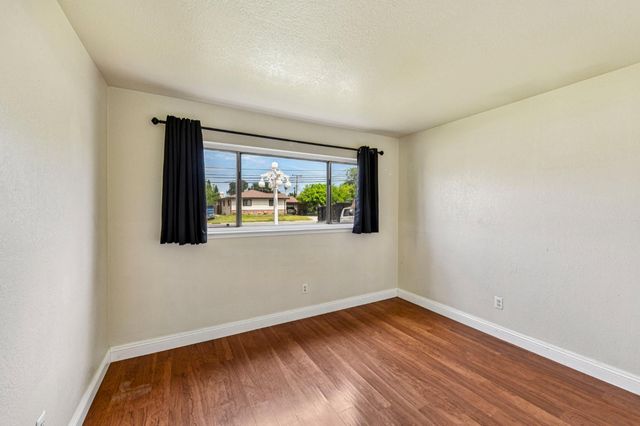 1089 1st St, Lincoln, CA 95648