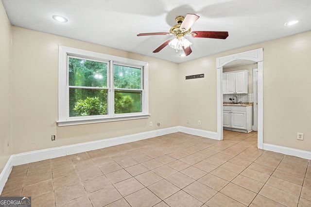 6160 Picketts Ridge NW, Acworth, GA 30101